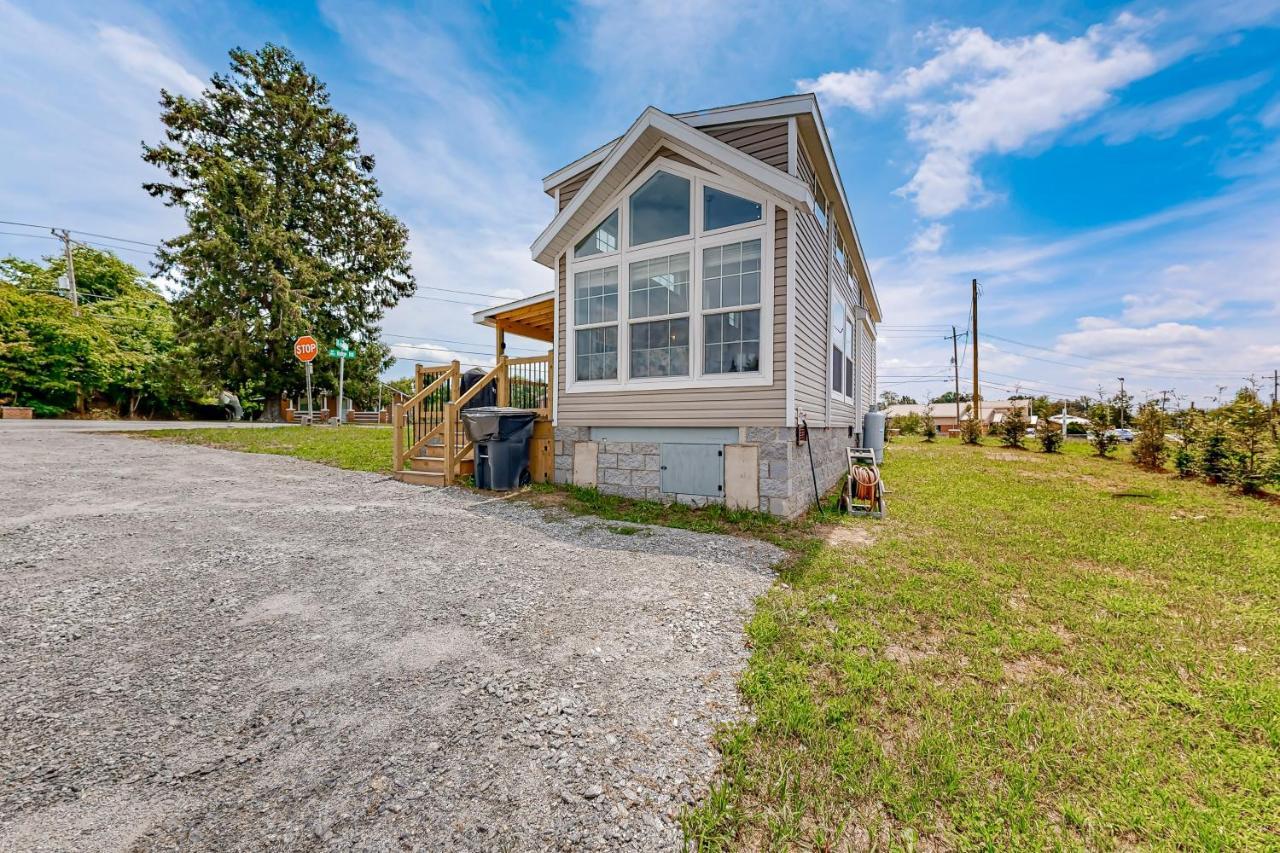 Tiny Charmer Villa Hendersonville Exterior photo